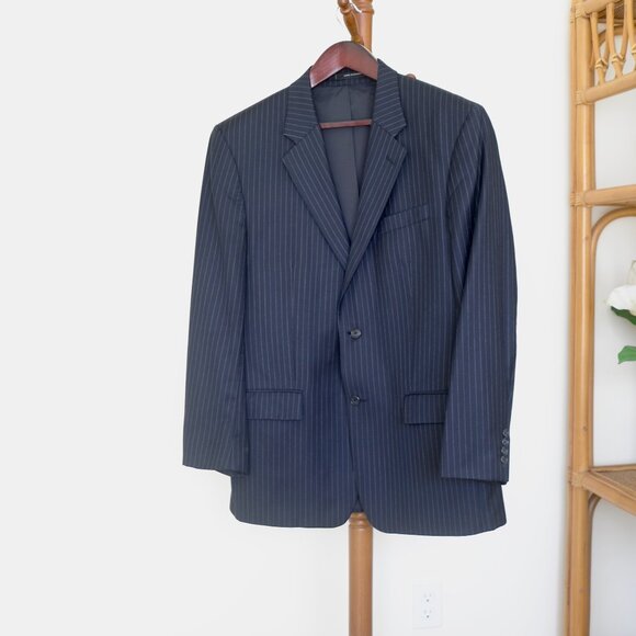 IZOD Men's 100% Wool Navy Pinstripe Two-Button 2-Piece Suit (Jacket & Pants) 44R